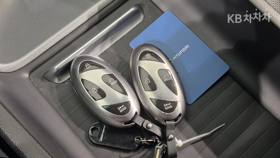 Хюндай Ди Всеново Grandeur (Azera) Хибрид1.6 Турбо Бензин Exclusive - 18