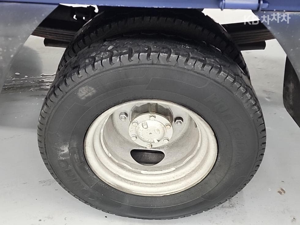 Киа Бонго 3 (лек)1.2Тон Удължено междуосие 표준캡 CRDi Noblesse - 16