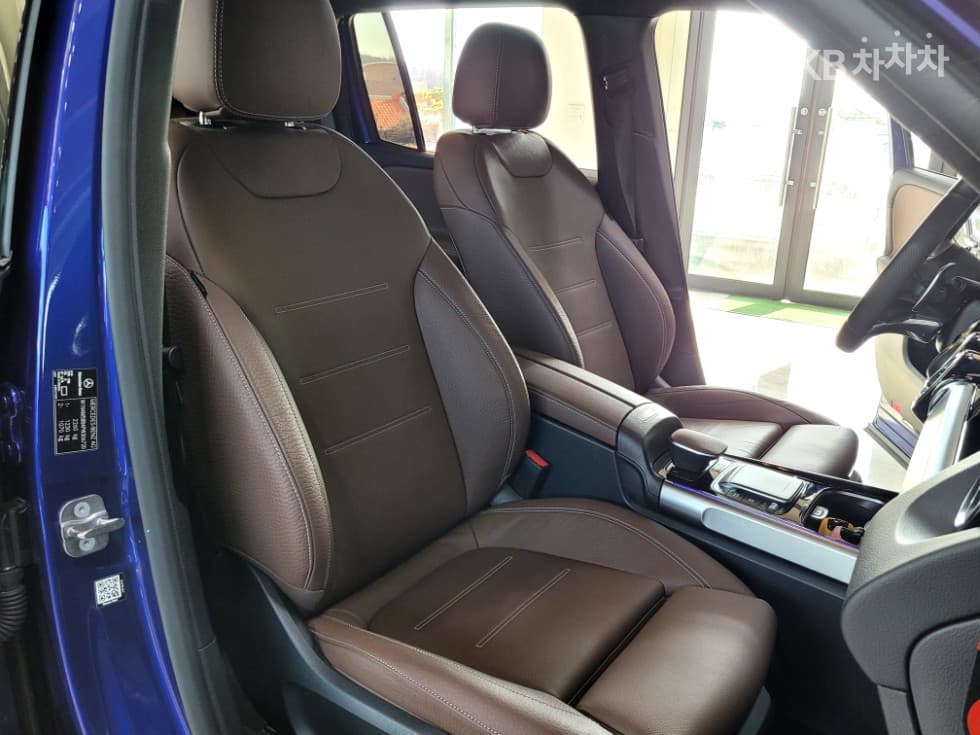 Mercedes-Benz GLB(X247)M-AMG GLB 35 4Matic - 27