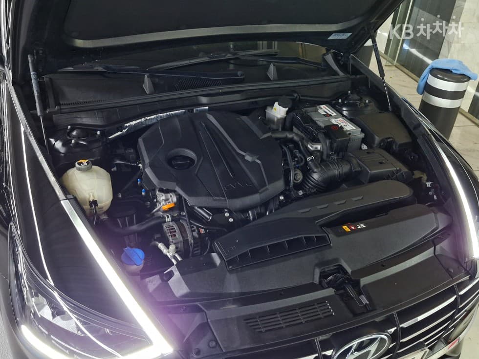 Hyundai Sonata (DN8)2.0 Premium 패밀리 - 20