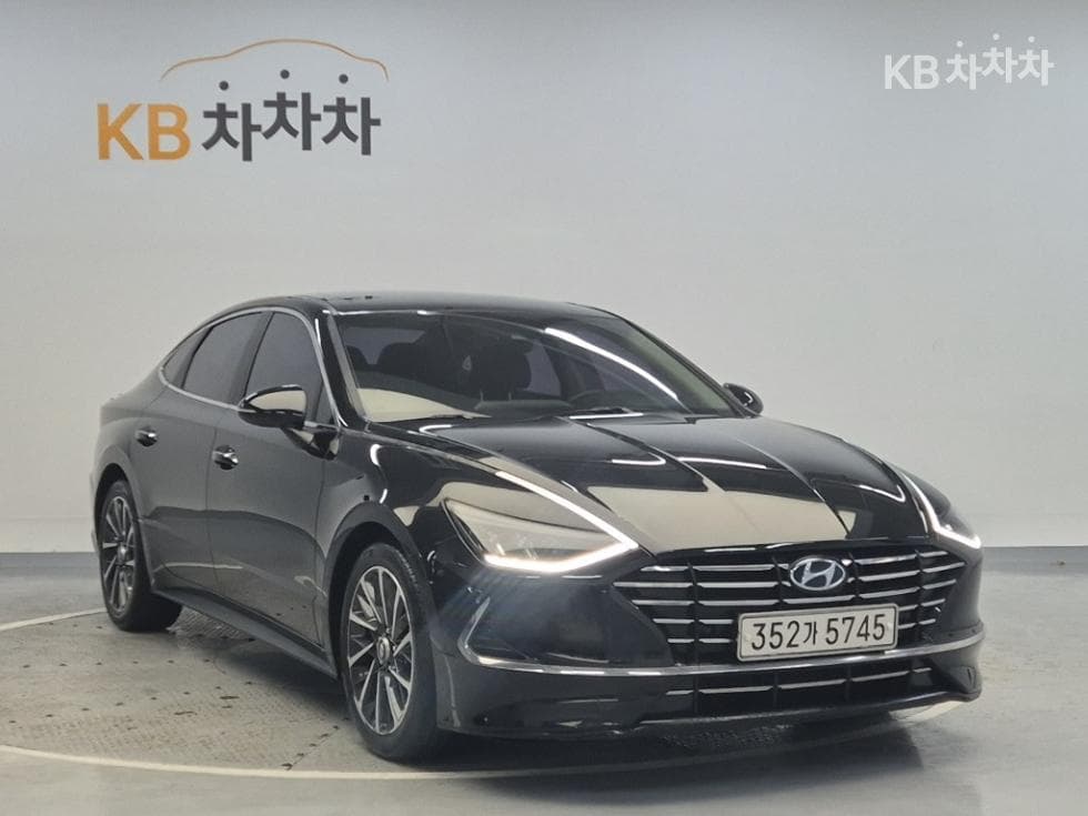 Hyundai Sonata (DN8)2.0 Premium 패밀리 - 4