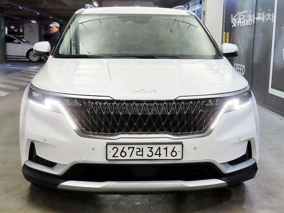Kia Carnival 4th generationD2.2 9-seater Prestige - 2