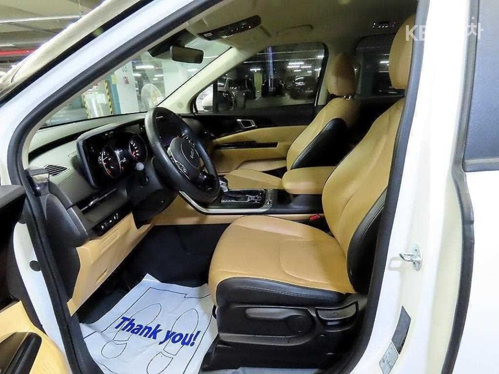Kia Carnival 4th generationD2.2 9-seater Prestige - 6