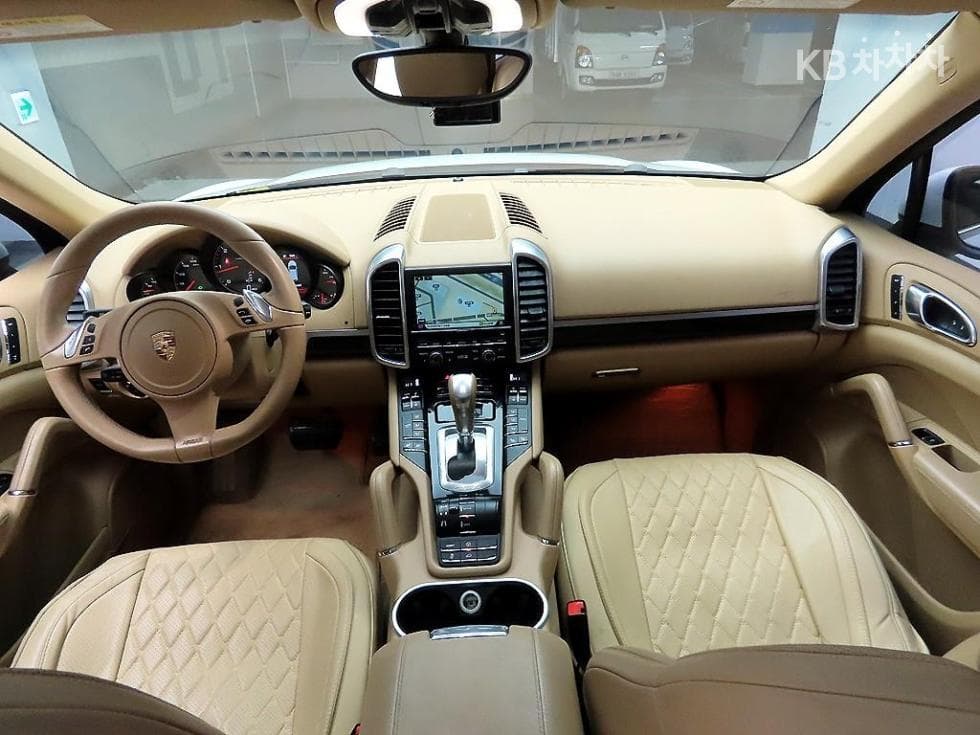 Porsche New Cayenne(958)3.0 Diesel 958 - 8