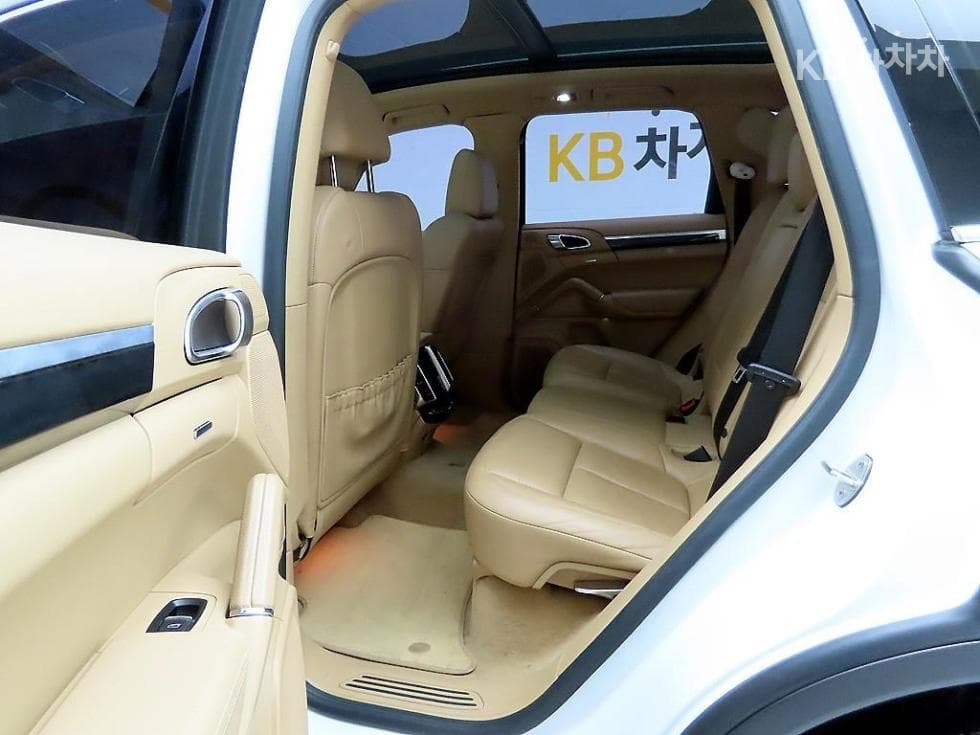 Porsche New Cayenne(958)3.0 Diesel 958 - 14