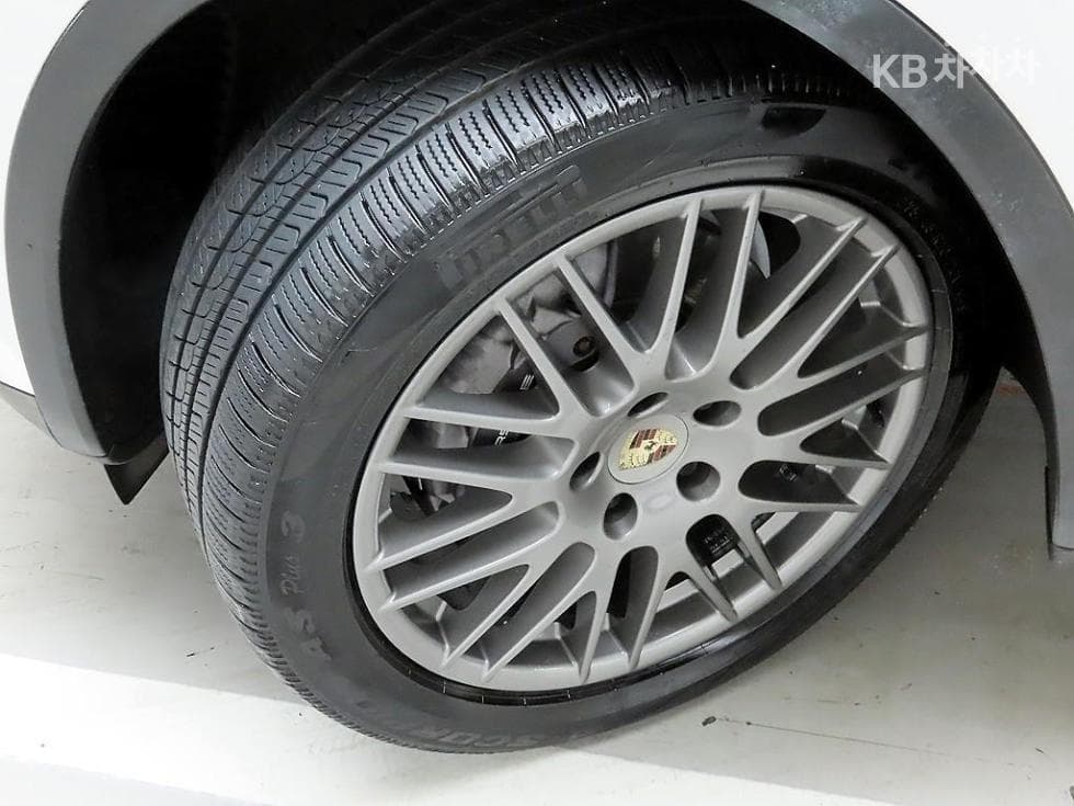 Porsche New Cayenne(958)3.0 Diesel 958 - 19