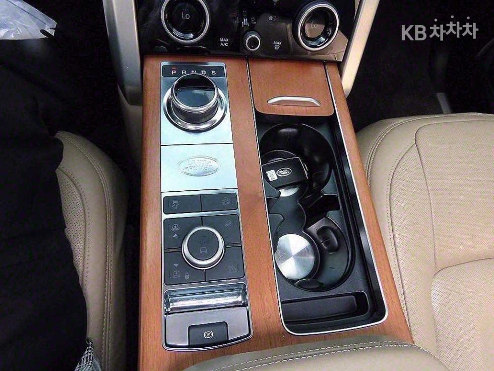 Land Rover New Range Rover4.4 SDV8 Autobiography L405 - 11
