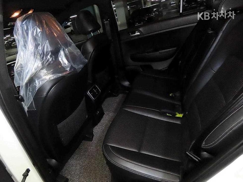 Kia Sportage 더 볼드2.0 Diesel 2WD Prestige - 7