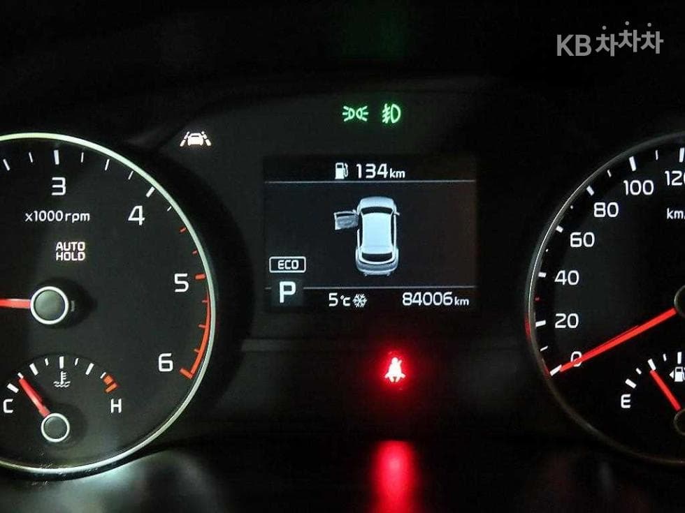 Kia Sportage 더 볼드2.0 Diesel 2WD Prestige - 9