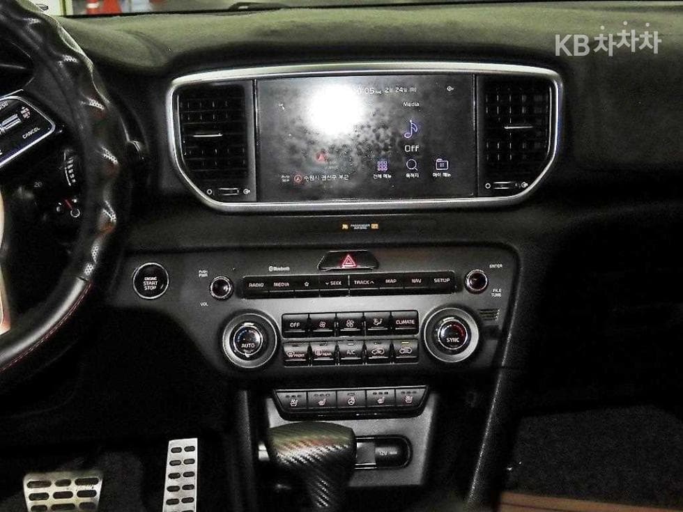 Kia Sportage 더 볼드2.0 Diesel 2WD Prestige - 11