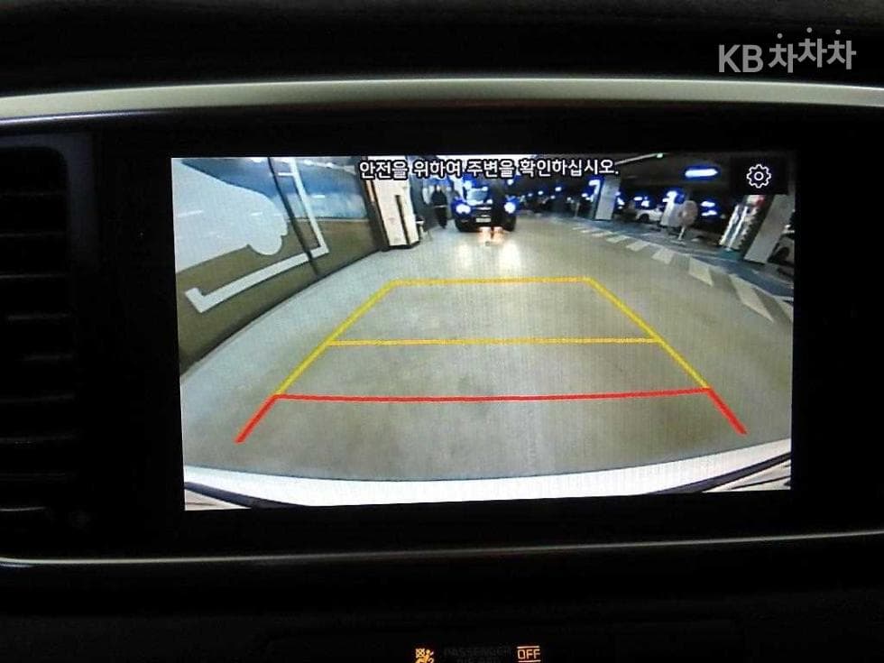 Kia Sportage 더 볼드2.0 Diesel 2WD Prestige - 14