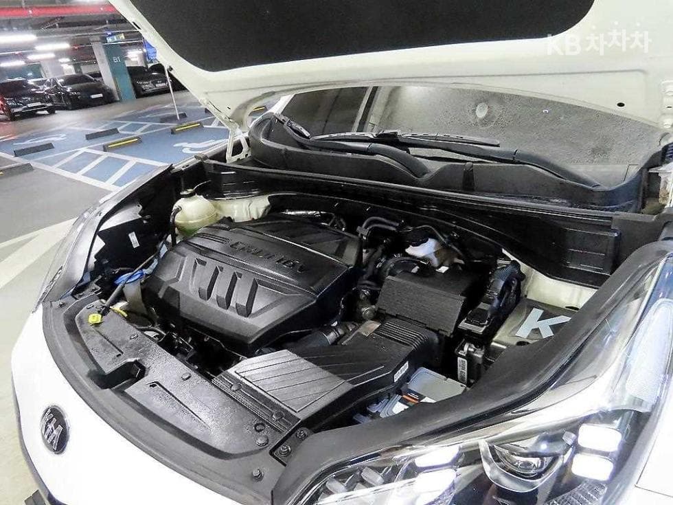 Kia Sportage 더 볼드2.0 Diesel 2WD Prestige - 19