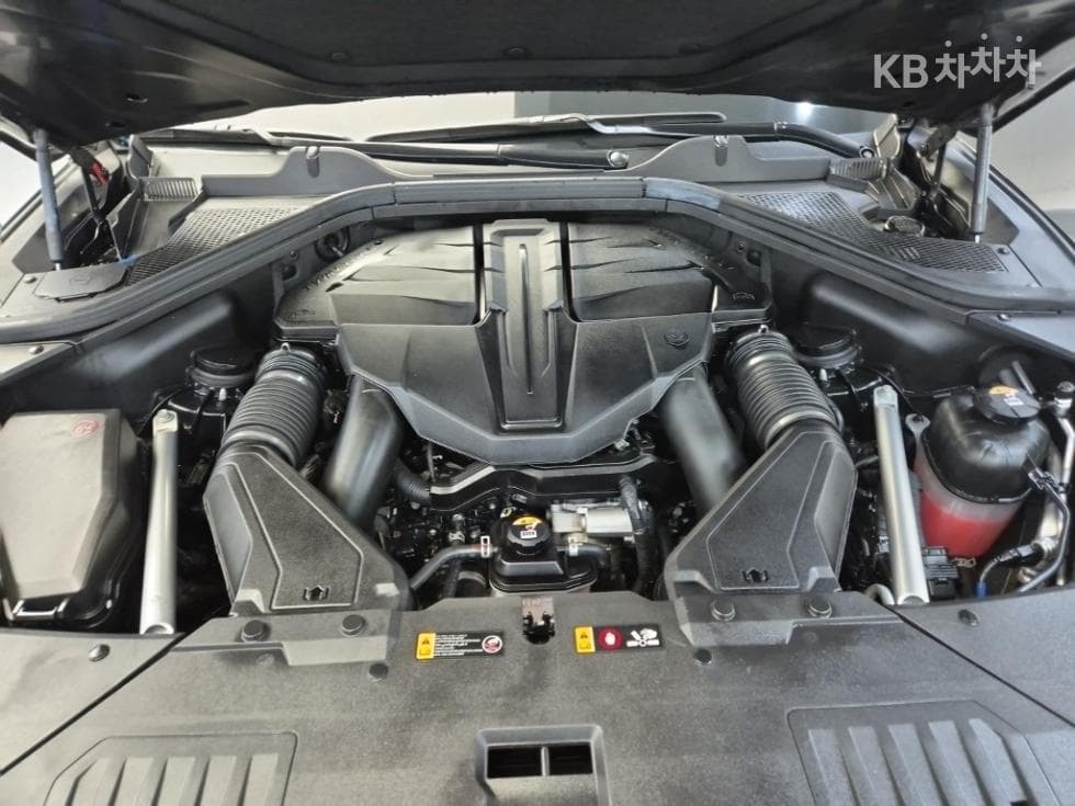Genesis GV803.5 Turbo Gasoline AWD - 5
