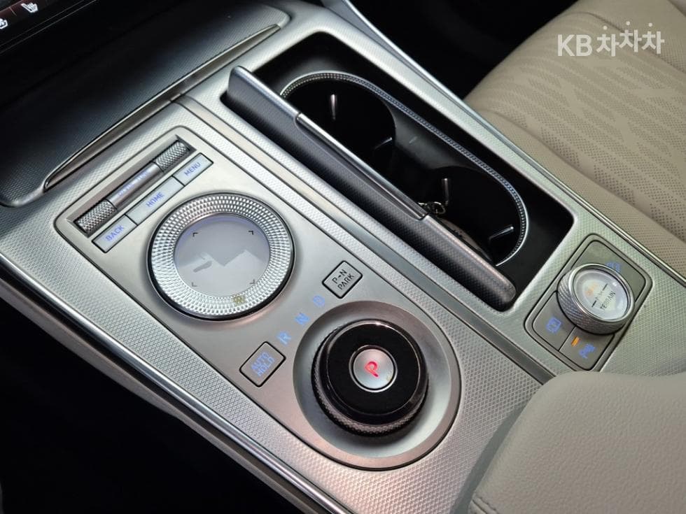 Genesis GV803.5 Turbo Gasoline AWD - 8