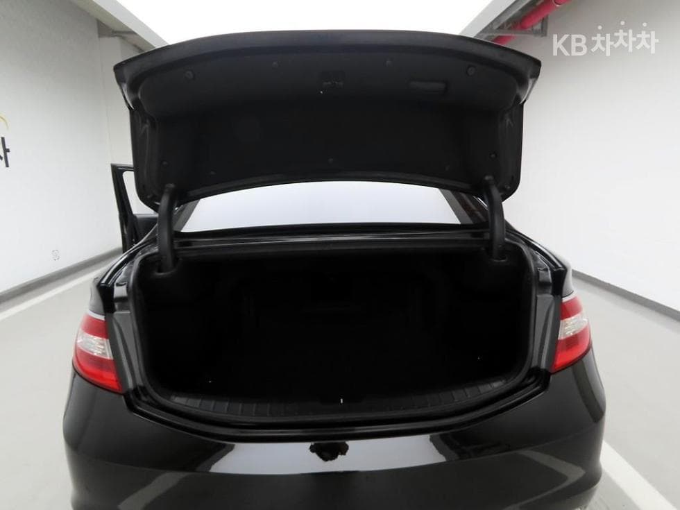 Hyundai Grandeur (Azera)HGHG240 Modern - 5