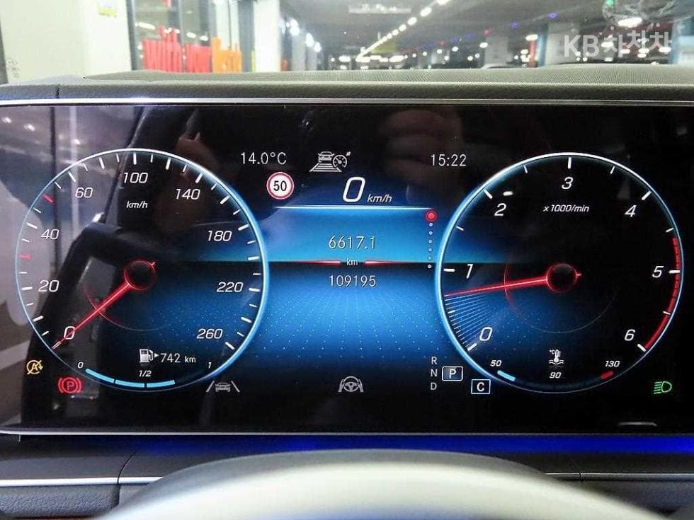 Mercedes-Benz GLS (X167)GLS400d 4Matic Standard - 9