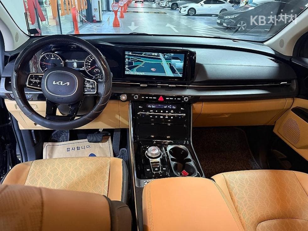 Kia Carnival 4th generationD2.2 9-seater Noblesse - 6