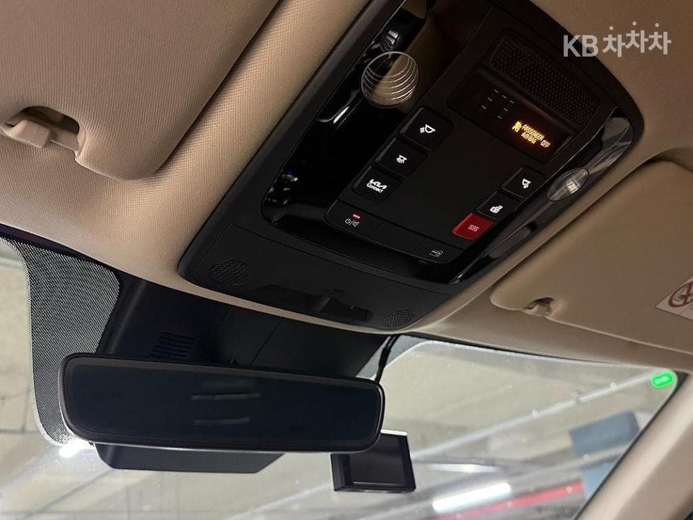 Kia Carnival 4th generationD2.2 9-seater Noblesse - 16