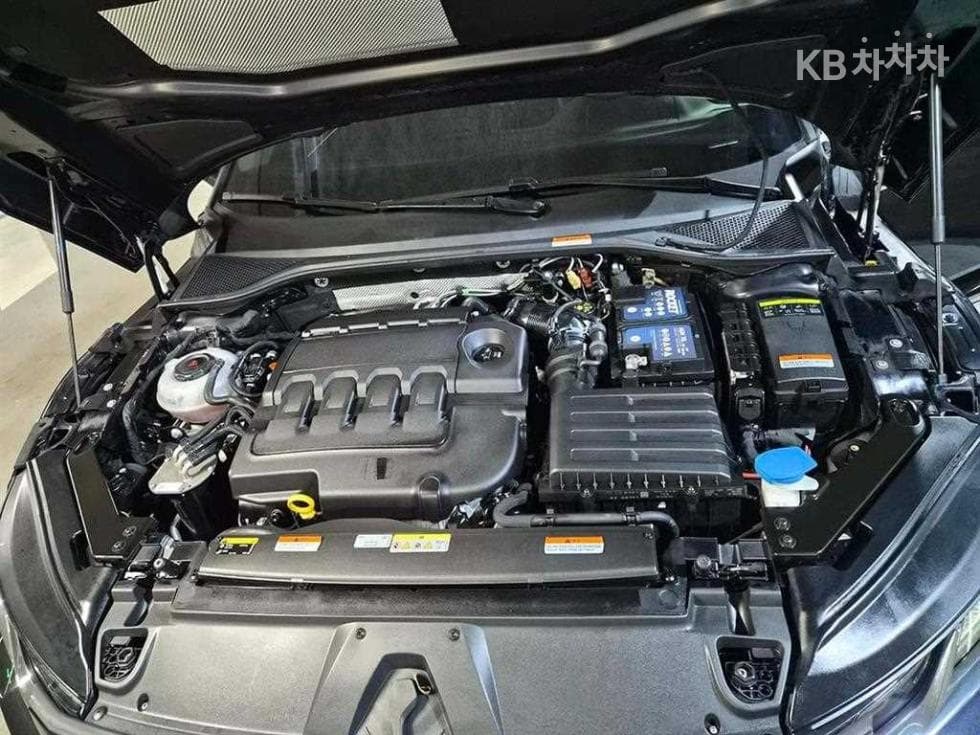 Volkswagen Arteon2.0 Turbo Diesel Injection 4WD Elegance Prestige - 19