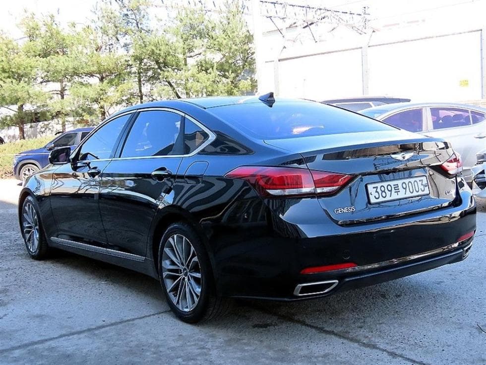 Hyundai GenesisDHG330 Modern - 3