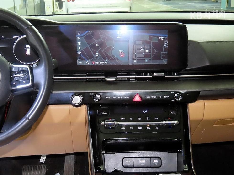 Kia Carnival 4th generationD2.2 9-seater Signature - 11
