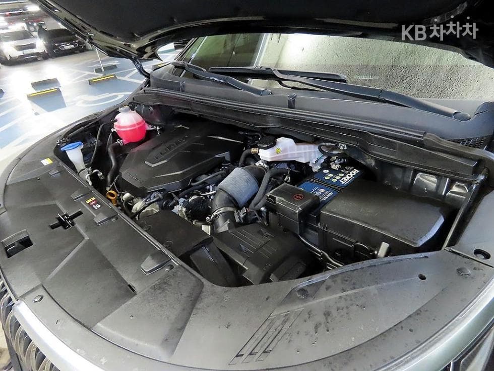 Kia Carnival 4th generationD2.2 9-seater Signature - 19
