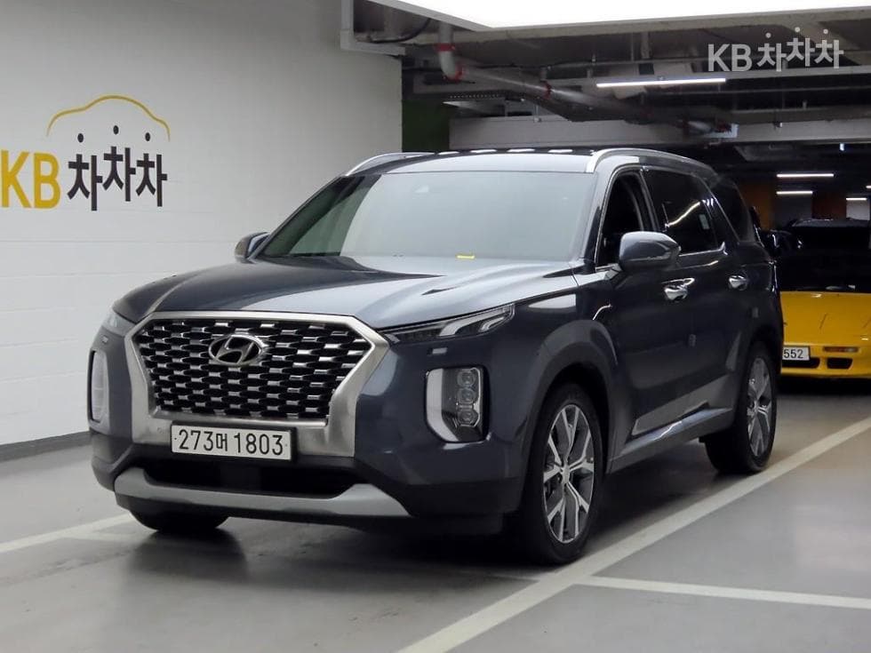 Hyundai Palisade 3.8 Gasoline 7-seater (Limousine) AWD Prestige - Image 1