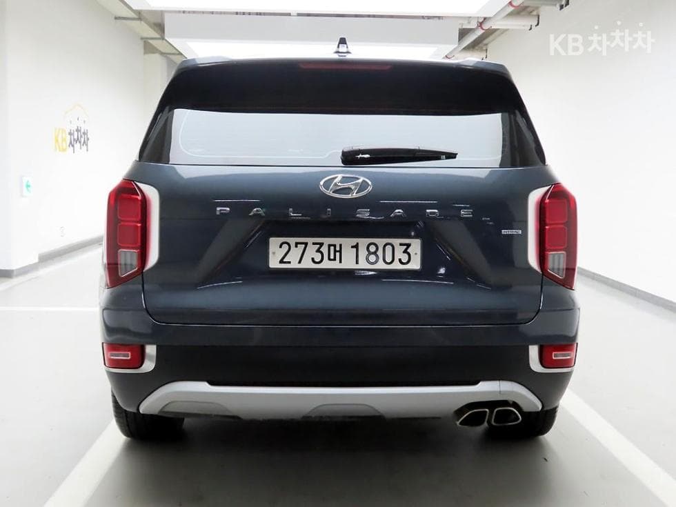 Hyundai Palisade3.8 Gasoline 7-seater (Limousine) AWD Prestige - 3