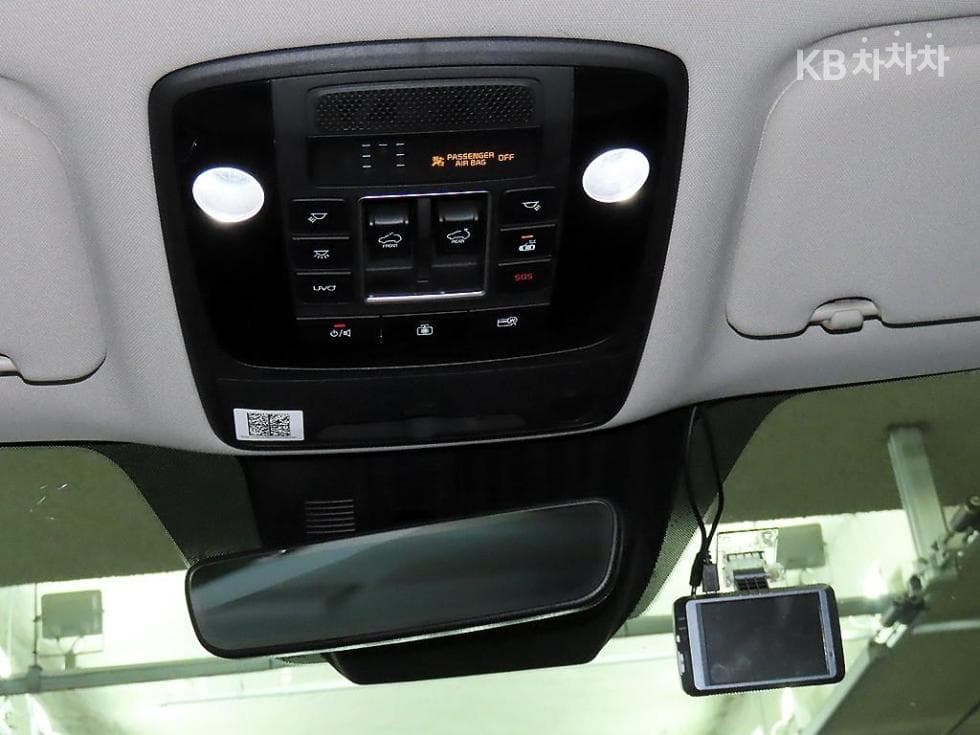 Kia Carnival 4th generationD2.2 9-seater Signature - 13