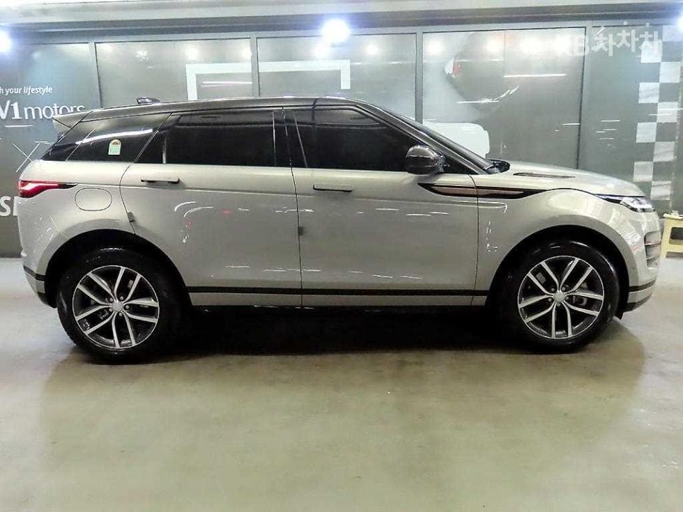 Land Rover New Range Rover Evoque2.0 P250 Dynamic SE - 3