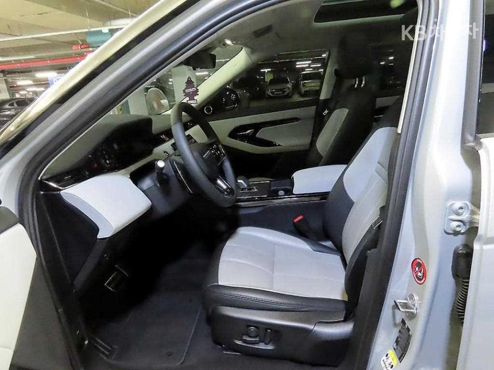 Land Rover New Range Rover Evoque2.0 P250 Dynamic SE - 6