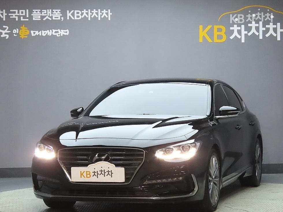 Hyundai Grandeur (Azera)IG 2.4 Premium Special (special feature/edition) - Image 1