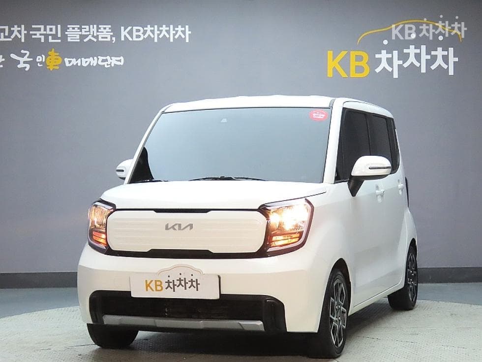 Kia The New (facelift) Kia Ray (van) 1.0 Gasoline Signature - Image 1