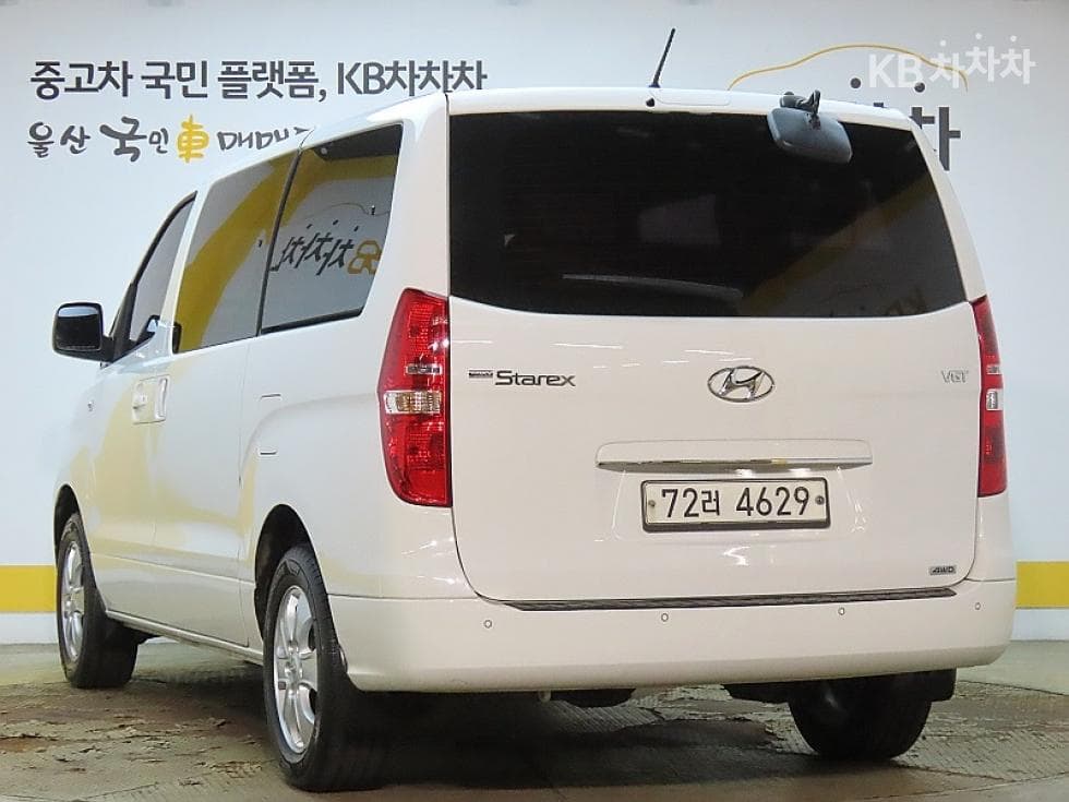 Hyundai The New (facelift) 그랜드 Star렉스웨건 11-seater 4WD Smart - 4
