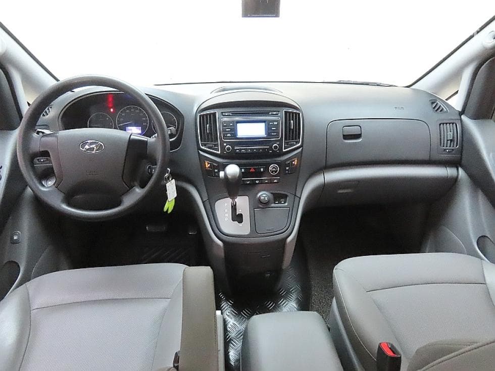 Hyundai The New (facelift) 그랜드 Star렉스웨건 11-seater 4WD Smart - 6
