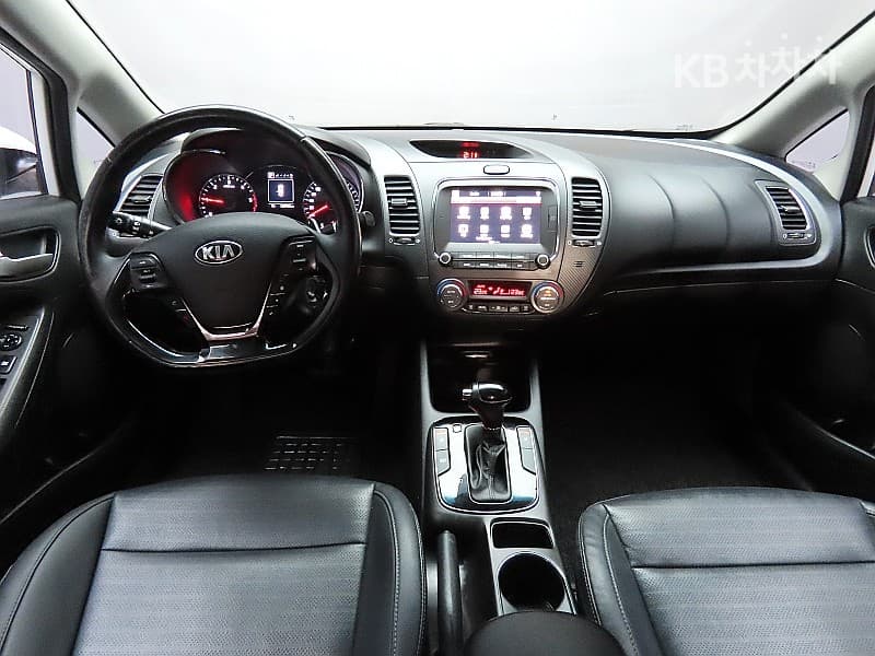 Киа The New (фейслифт) K3 Дизел1.6 Дизел Тренди Стандартен - 6