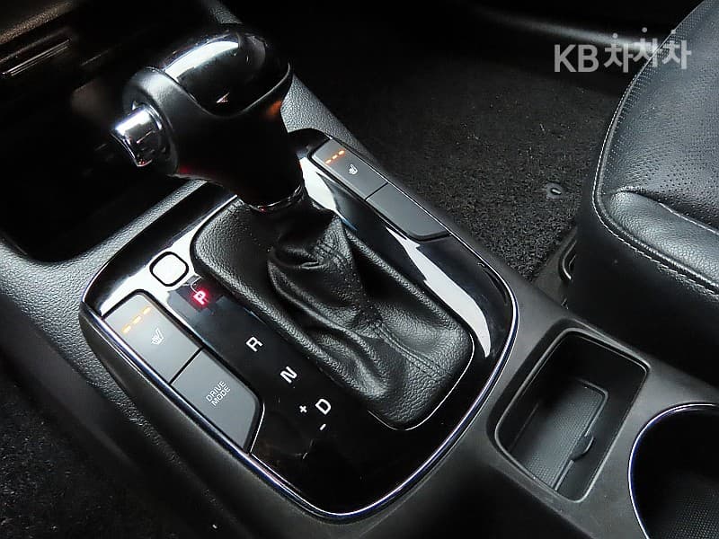 Киа The New (фейслифт) K3 Дизел1.6 Дизел Тренди Стандартен - 9