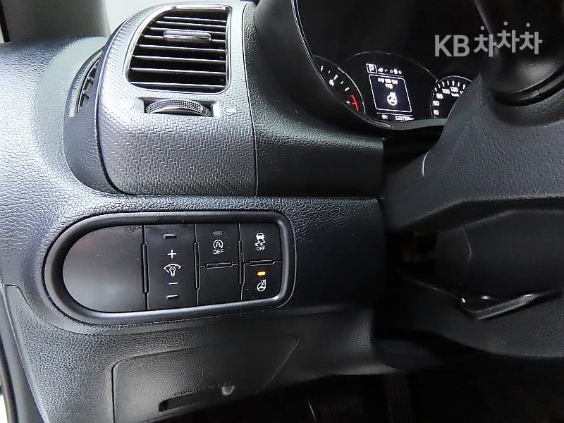 Киа The New (фейслифт) K3 Дизел1.6 Дизел Тренди Стандартен - 12