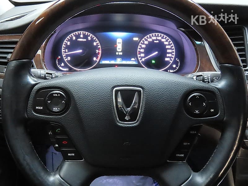 Хюндай Екюс(신형)VS380 Premium - 17