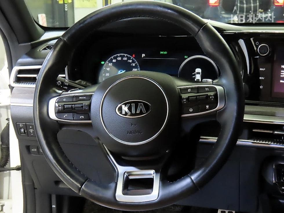 Kia K5 Hybrid 3rd Gen2.0 HEV Noblesse - 8