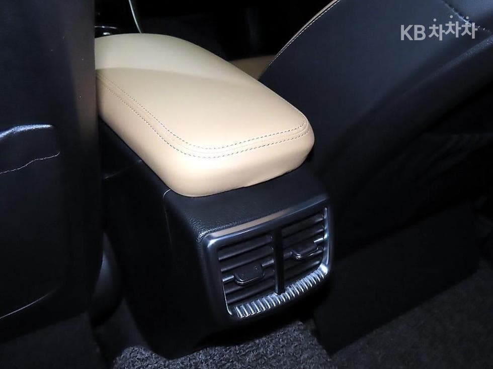 Kia K5 Hybrid 3rd Gen2.0 HEV Noblesse - 17