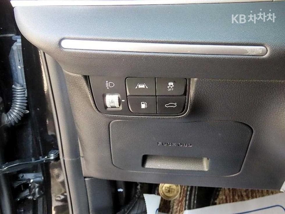 Hyundai The New (facelift) Grandeur (Azera) Hybrid2.4 Exclusive - 12