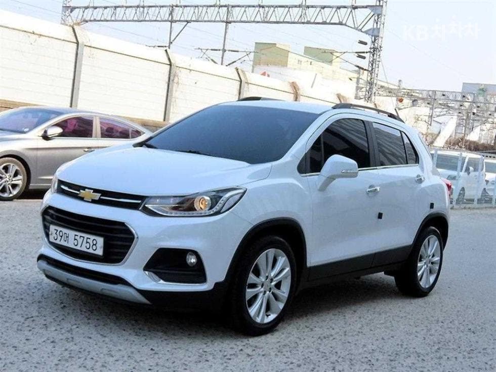 GM Korea The New (facelift) Trax 1.6 Diesel Premier - Image 1
