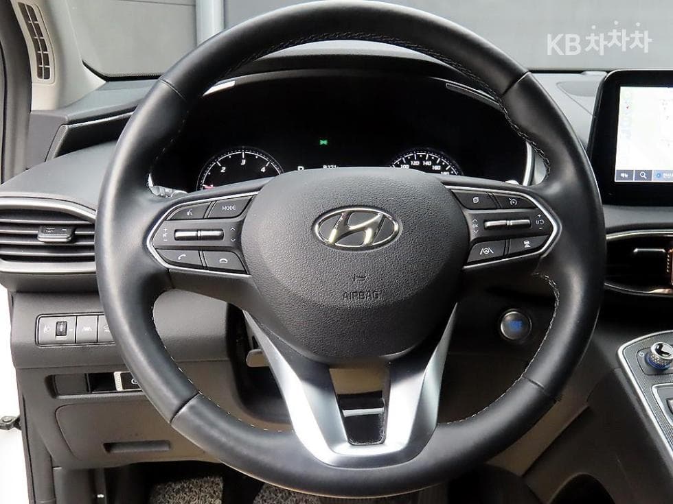 Хюндай The New (фейслифт) Санта Фе TMДизел 2.2 2WD Exclusive - 9