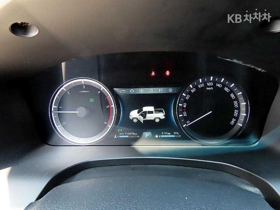 KG Mobility The New (facelift) Rexton 스포츠2.2 4WD Prestige - 9