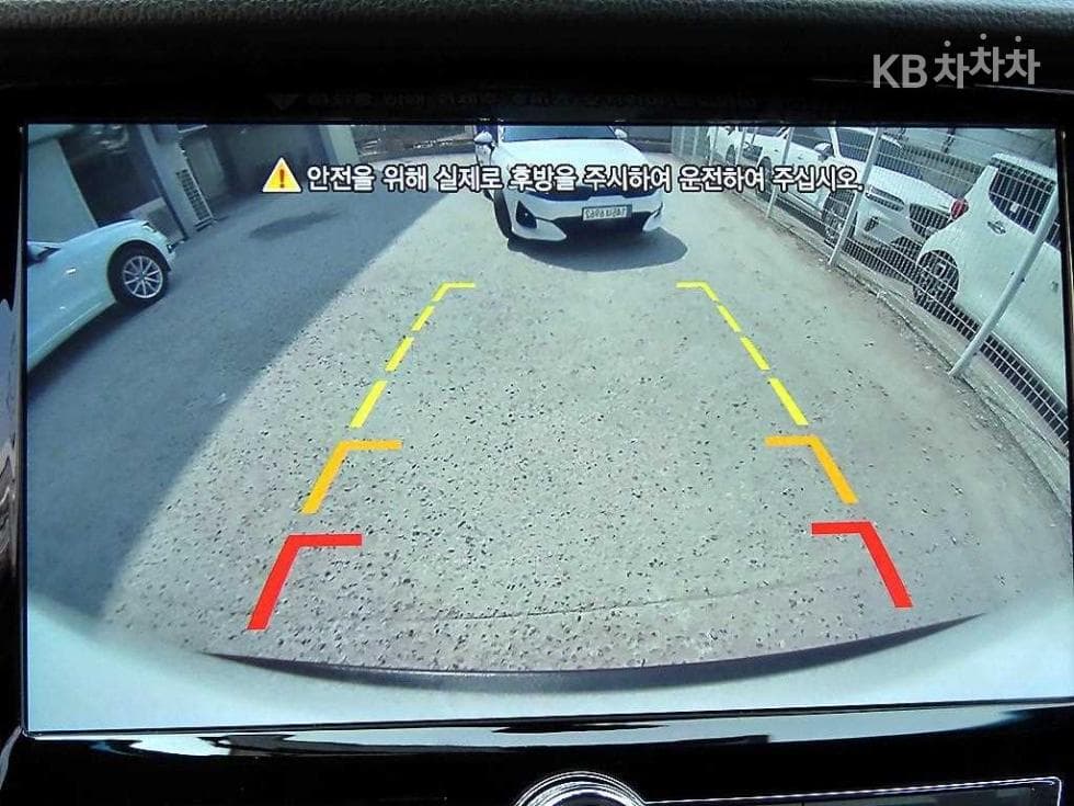 KG Mobility The New (facelift) Rexton 스포츠2.2 4WD Prestige - 15