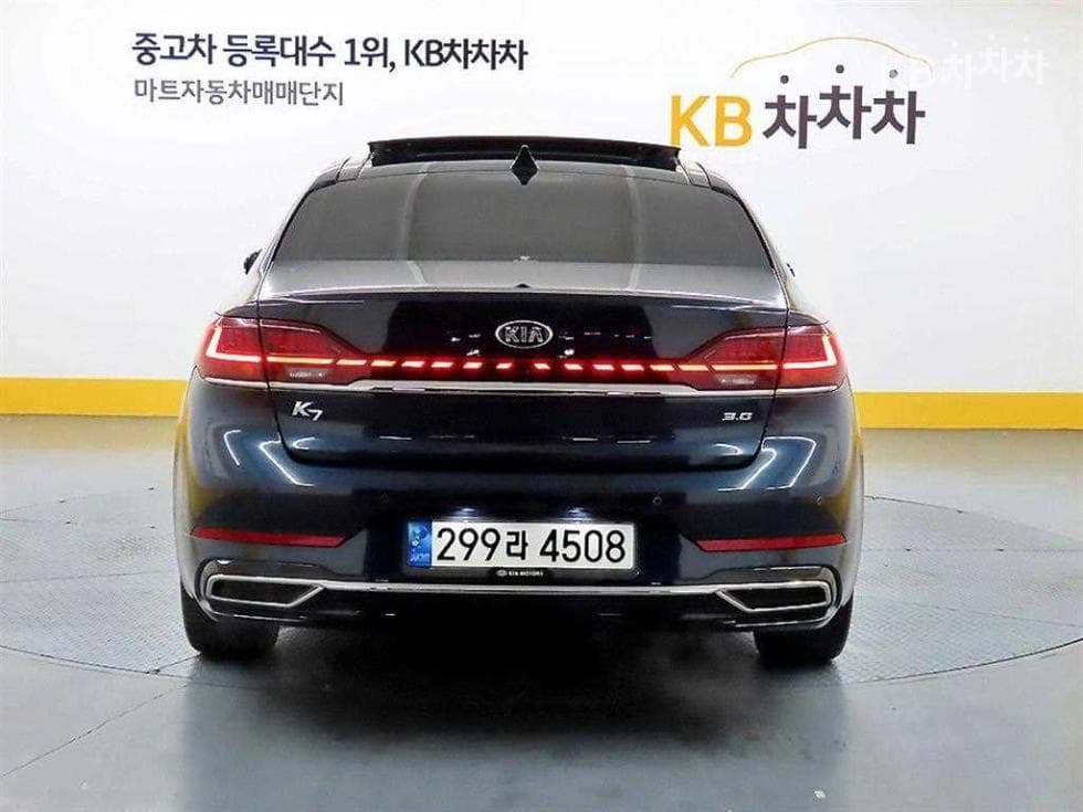 Kia K7 Premiere3.0 GDi Noblesse - 3
