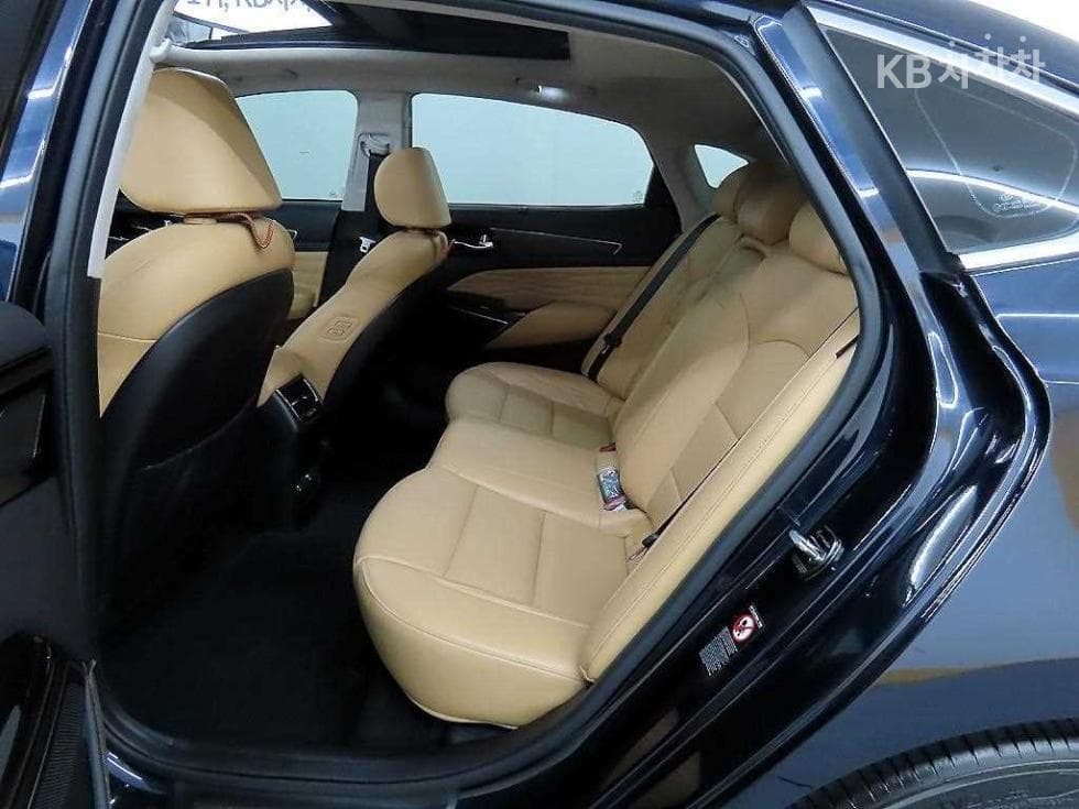 Kia K7 Premiere3.0 GDi Noblesse - 6