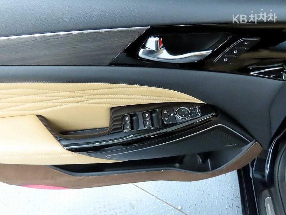 Kia K7 Premiere3.0 GDi Noblesse - 11