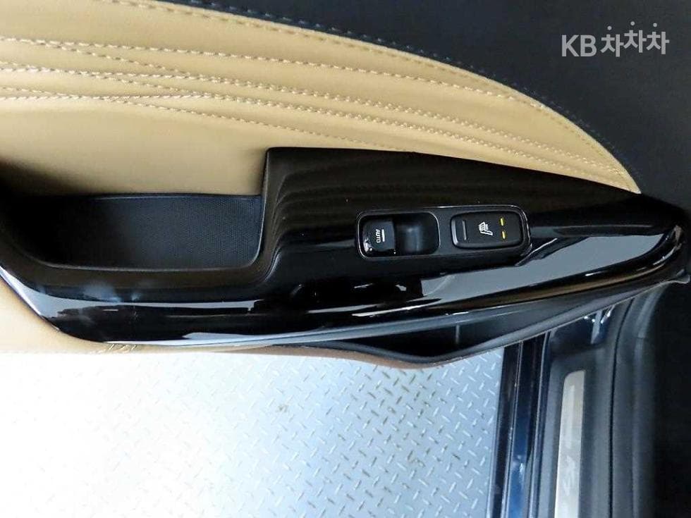Kia K7 Premiere3.0 GDi Noblesse - 12